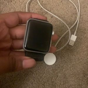 series 3 apple watch charger cord included